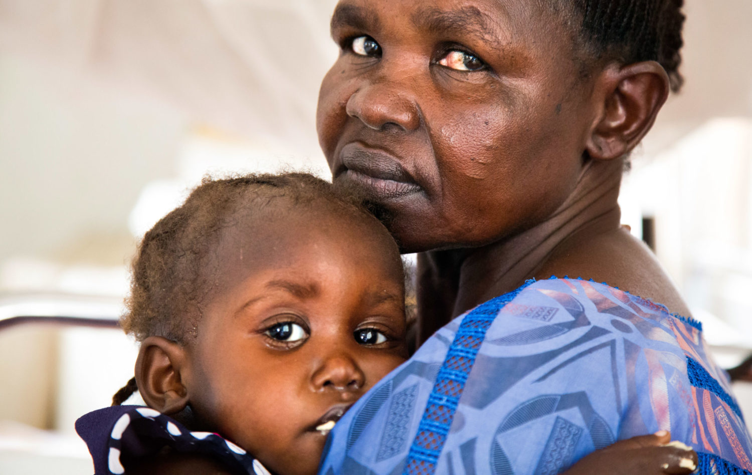 15 000 Children Without Parents Or Missing Five Years After Outbreak 15-000-children-without-parents-or-missing-five-years-after-outbreak