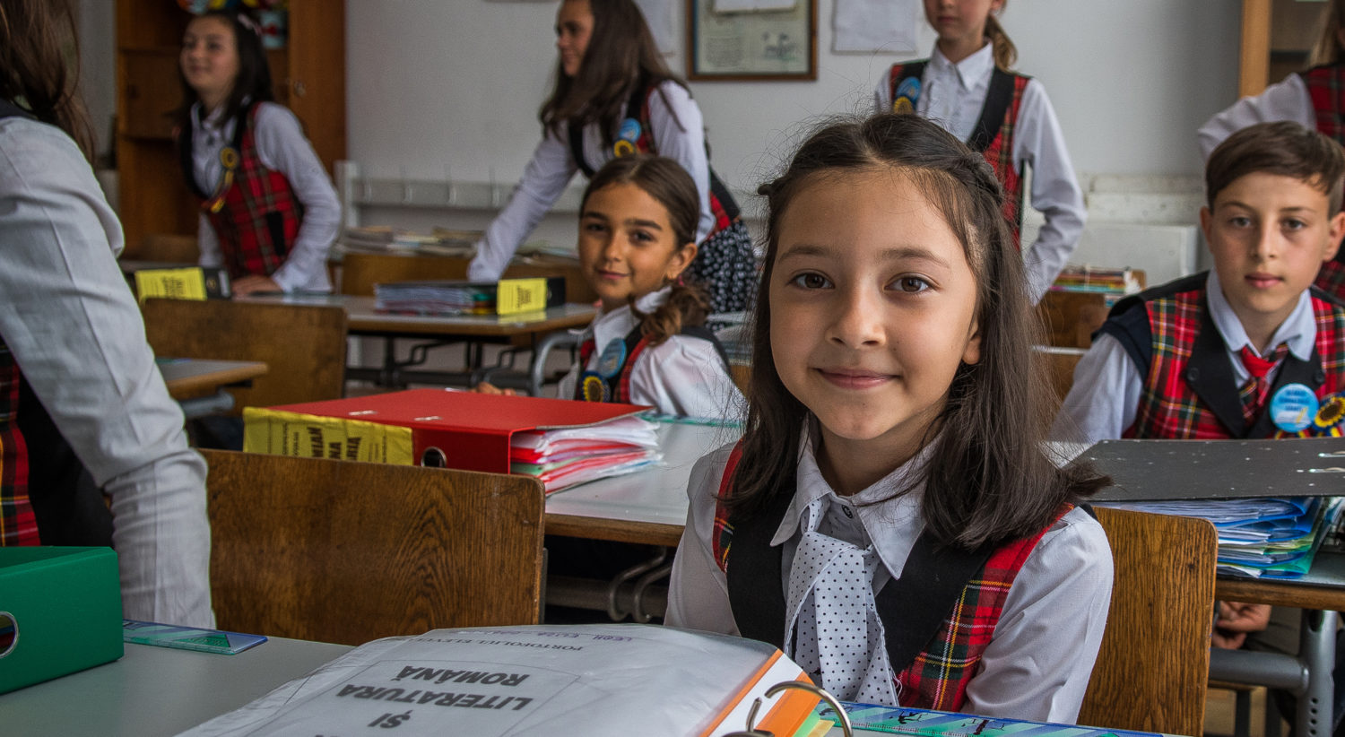 Children in class in in the school in Caiuti, Bacau county, Romania. Unicef/2018/Bell