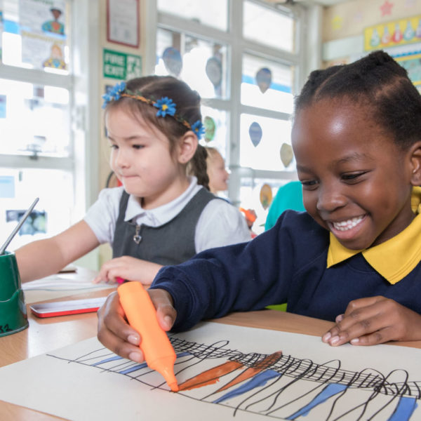 Children at a Rights Respecting School classroom in the UK. ©Unicef/Dawe