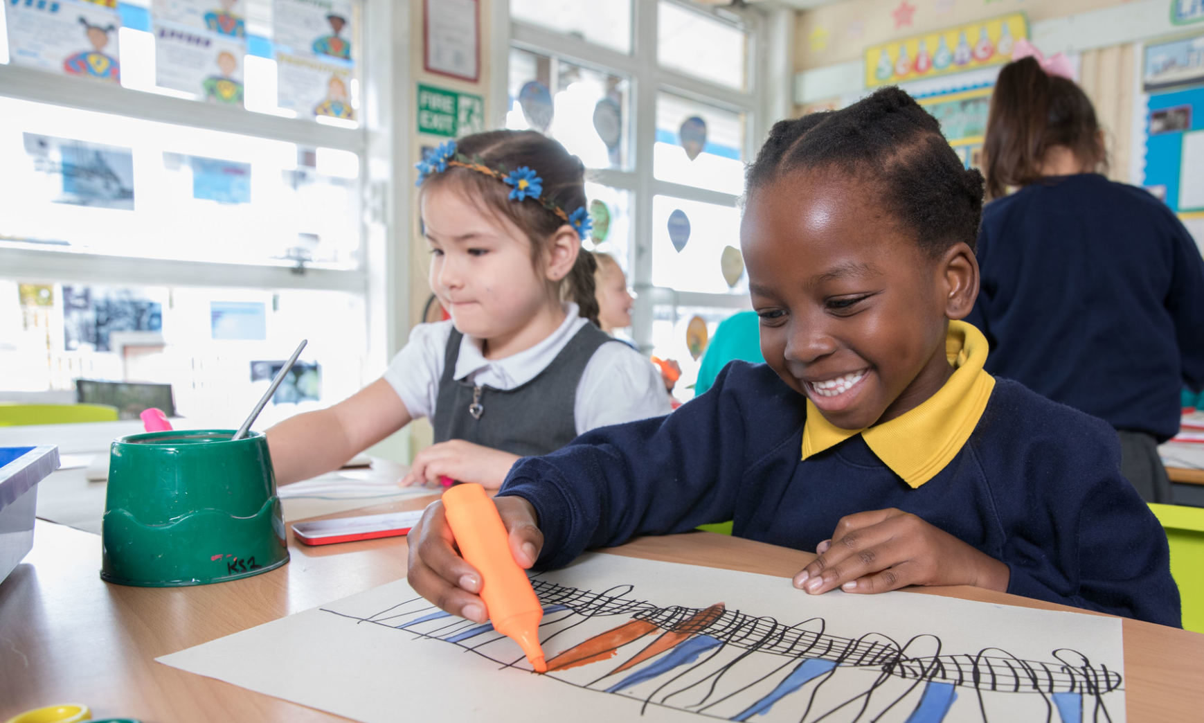 Children at a Rights Respecting School classroom in the UK. ©Unicef/Dawe